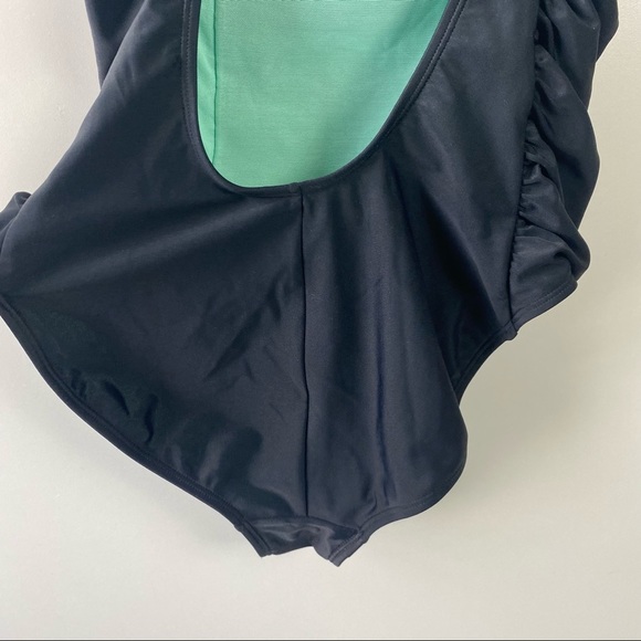 ATHLETA Black Twister Swimsuit! One Piece 36 B/C - Picture 9 of 13